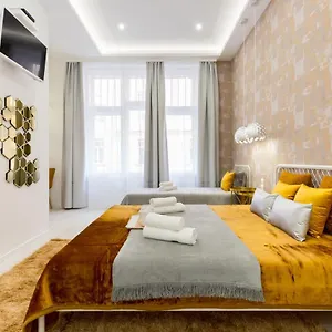 unique-lovely-place-with-ac.inbudapesthotels.com/